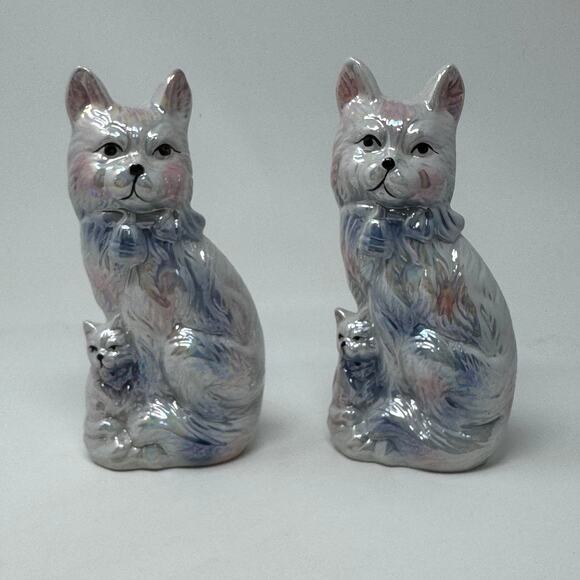Vintage Pearl Lustreware Porcelain Pink & Blue Cat with Kitten Statue Set of 2 - Picture 1 of 9